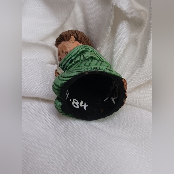 Vintage Sheryl Keith painted collectable thimble/ Signed,dated 1984,numb 1/500 - Picture 8 of 9